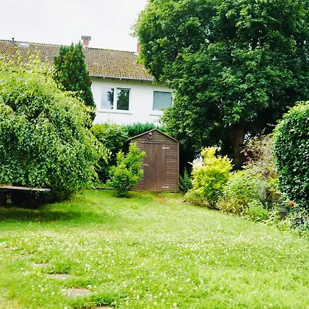 Apartamento Grosszuegige - 6 Personen-3 Schlafzimmer- Parkplatz- Waschmaschine-2 Balkone Wolfsburg